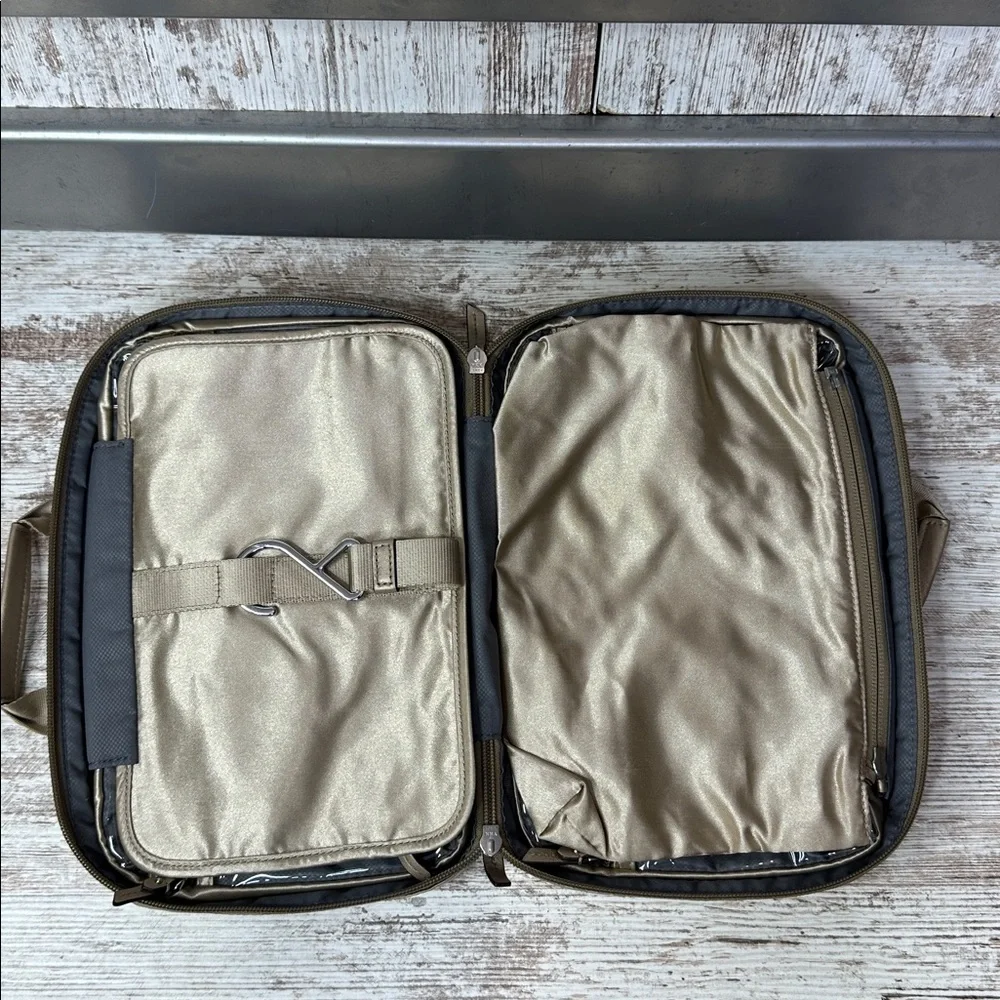 TUMI Voyageur Monaco Travel Kit
